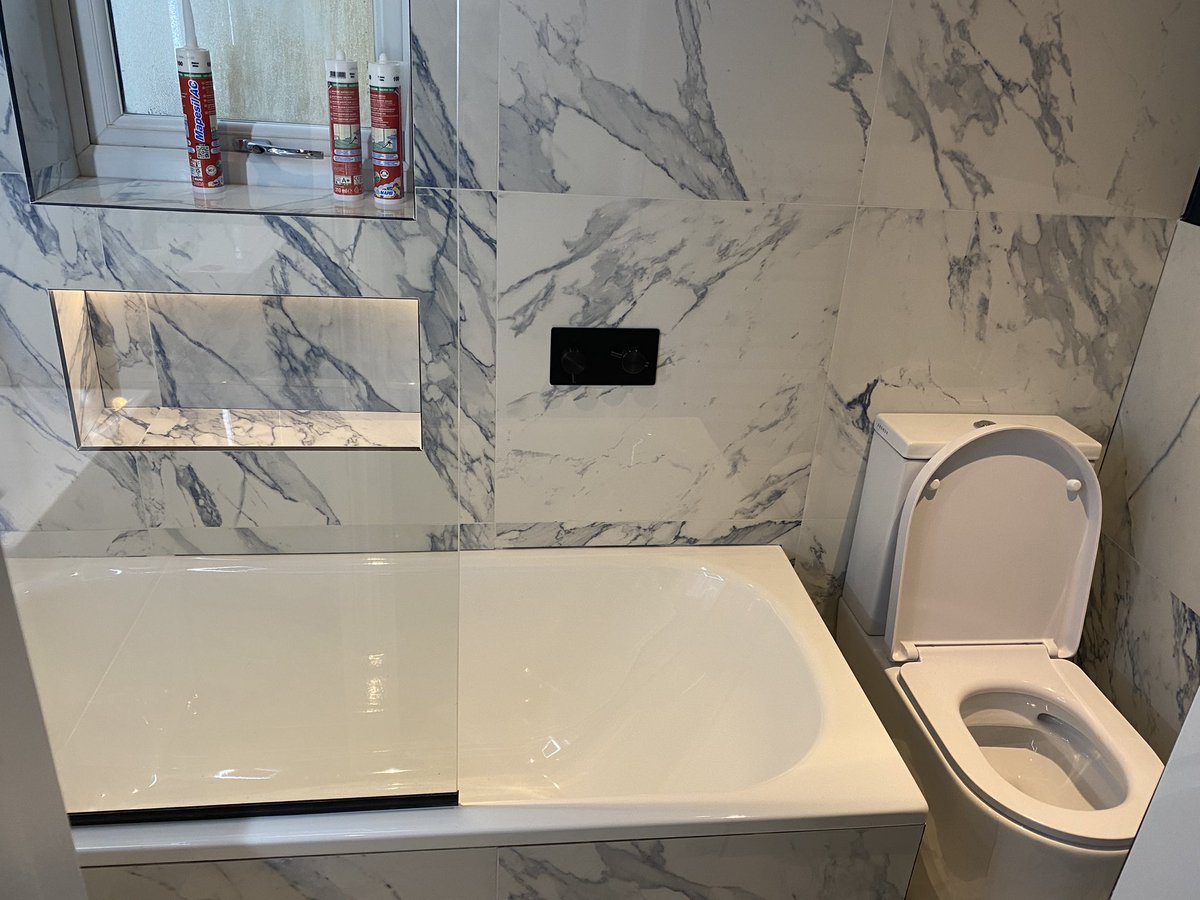 inar_ltd's tweet photo. silicone for bathrooms is like you have a delicious meal in the summer and can’t wait to have gelato 🍧 afterwards 😆 
.
.
.
.
.
.
.
#tiles #bathroomdecor #bathroomremodel #bathroomrenovation #bathroominspiration #tiles #tile #design #iteriør #showerdesign #shower #art #ceramic https://t.co/iFCRaJY0dP