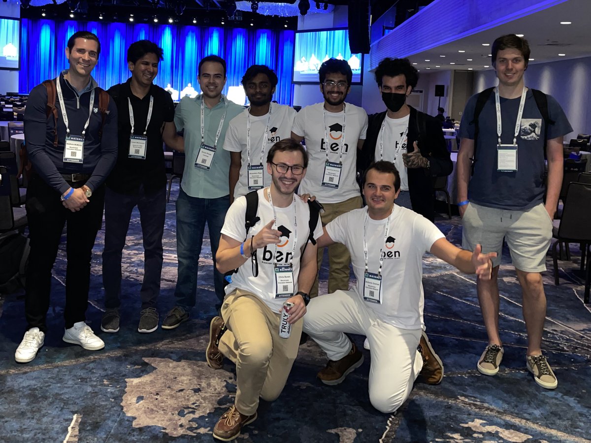 BlockchainEdu's tweet image. We&apos;ve learned a lot at @messarimainnet over the years!  

Here&apos;s a photo from #Mainnet2021 at the height of the bull market 🐂

It may be a bear market 🐻 but we&apos;re still excited for #Mainnet2023!