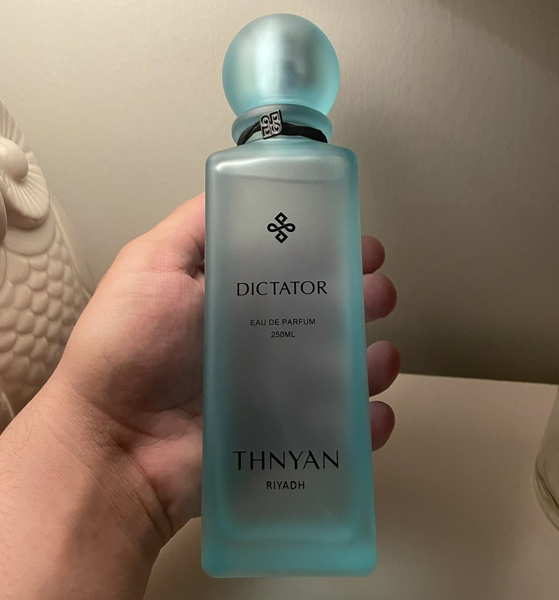 aziz_bigote's tweet photo. #رابطة_عشاق_العطور

الأسطورة الحية (دكتاتور) من عطور ثنيان عطر رجالي فخم جداً جمع أجمل النوتات ومزجها في زجاجة واحده.. أحييهم على الذوق الرفيع 👌🏼

https://t.co/byFUh6Iqa1 https://t.co/pck7DFmAtR