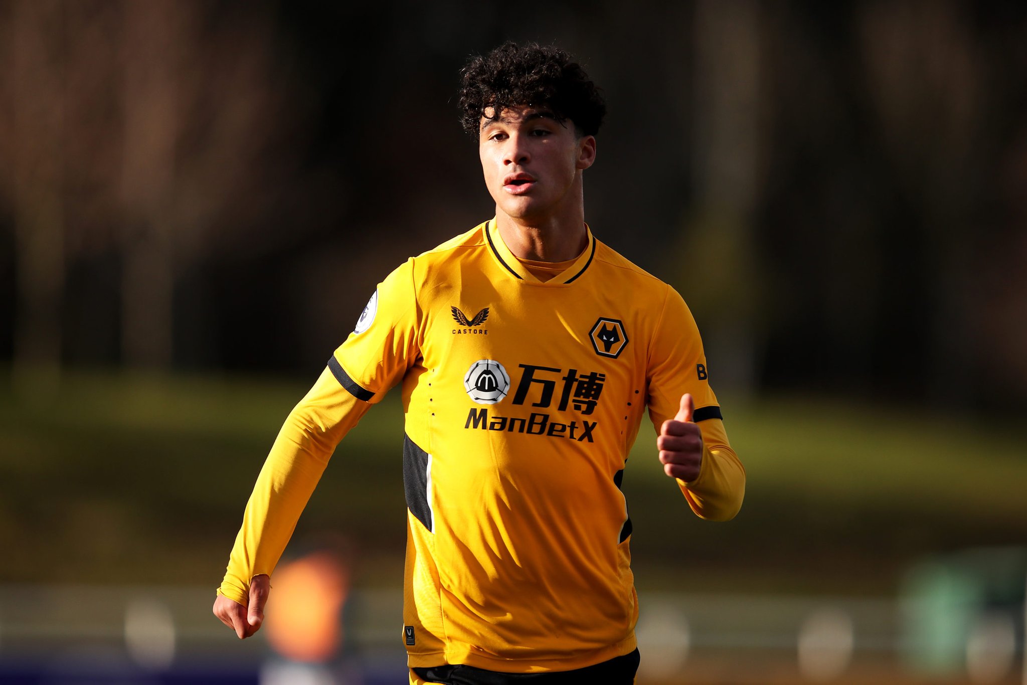 Wolves sporting director sign new electrifying striker to first-team squad