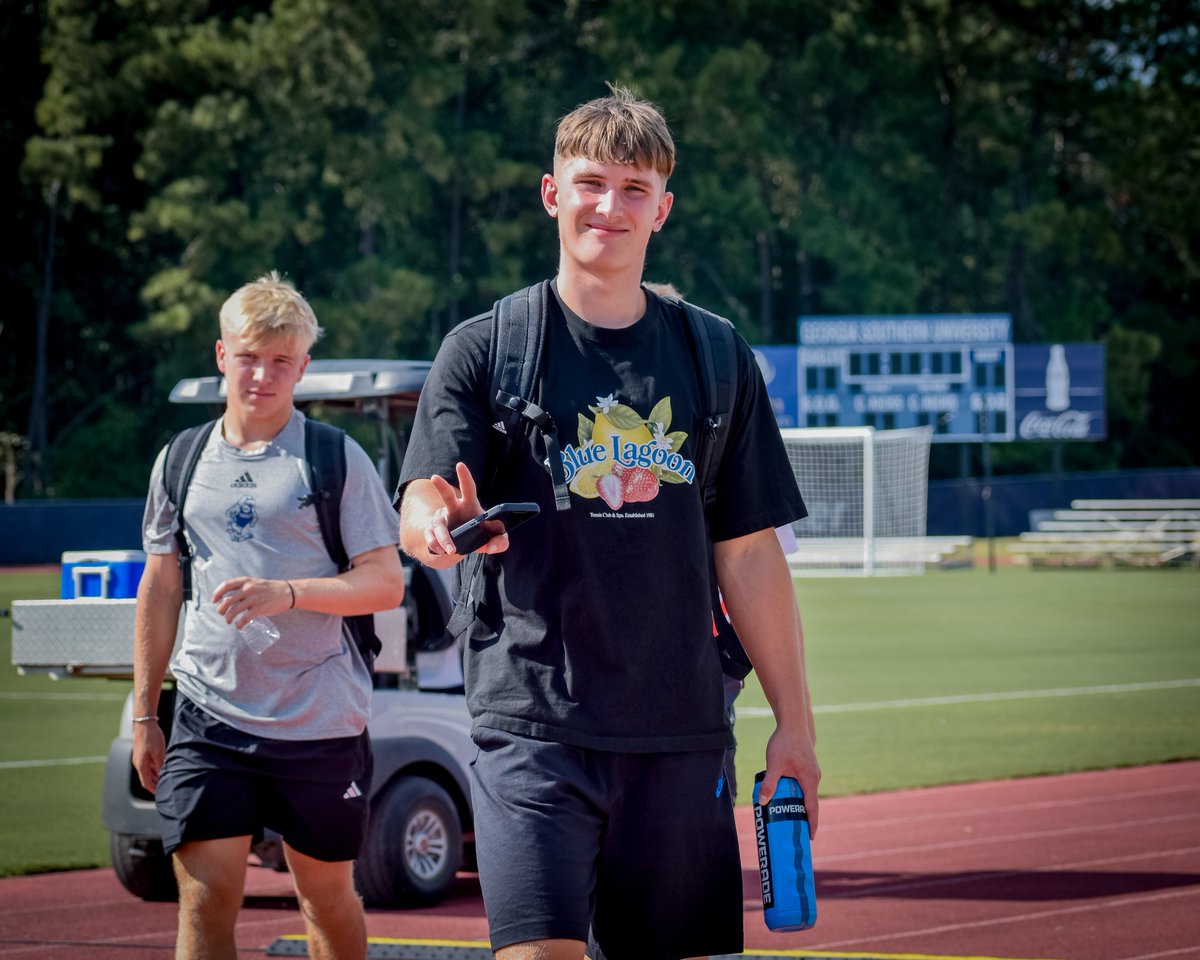 Who's ready for a little midweek magic? 🪄

#HailSouthern