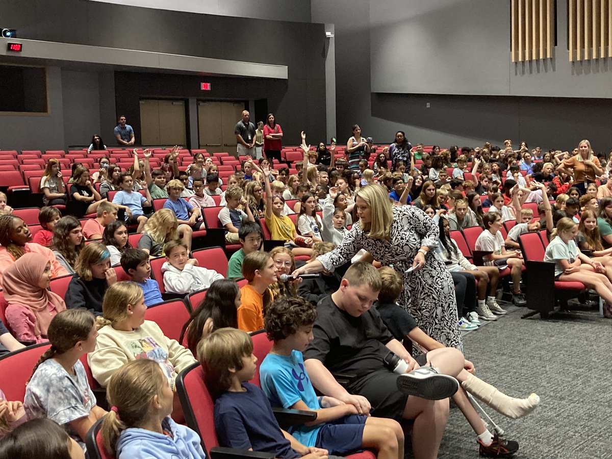 It has been a great first week back to school! This week began with an exciting PBIS kickoff assembly where we talked with students about all of the great things they’re doing and are expected to do throughout the year.  This months theme is good citizenship! More info to come.