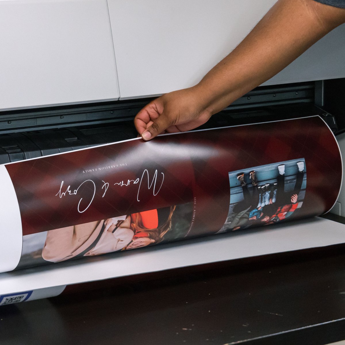 natphotolab's tweet image. Are you getting your photos ready for the holiday season yet? It's never too early!

nationsphotolab.com/photobooks.aspx

#howitsmade #holidayphotobook #holidayseason #customphotobook #familyphotobook