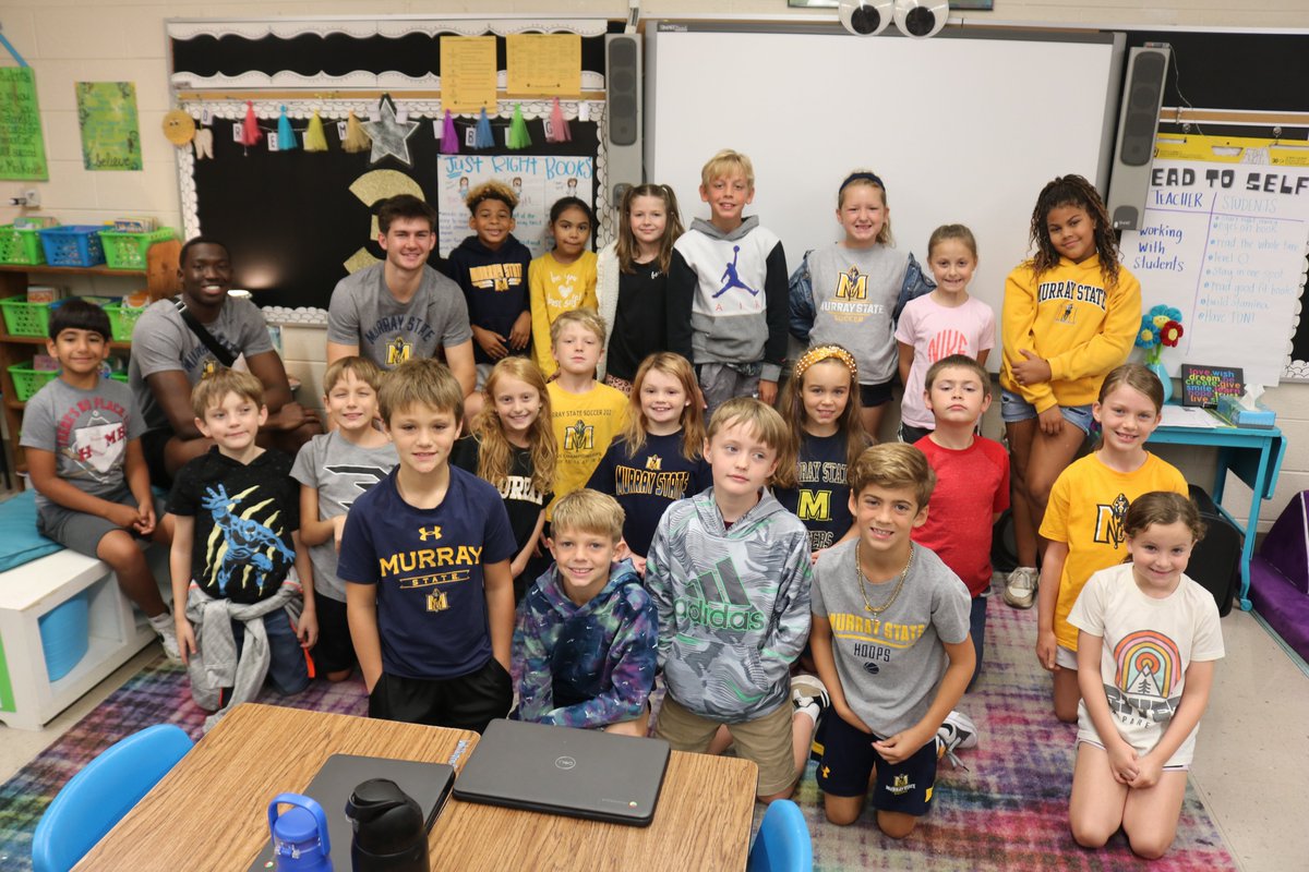 MurraySchools's tweet photo. Today was a great day at MES--MSU Basketball and Baseball Racer athletes visited classrooms and read books to the students!  Special thanks to Coach Steve Prohm @CoachProhm and MSU athletics for spending time with our students today and reading their favorite books!#murrayschools https://t.co/4YiOthwJk5