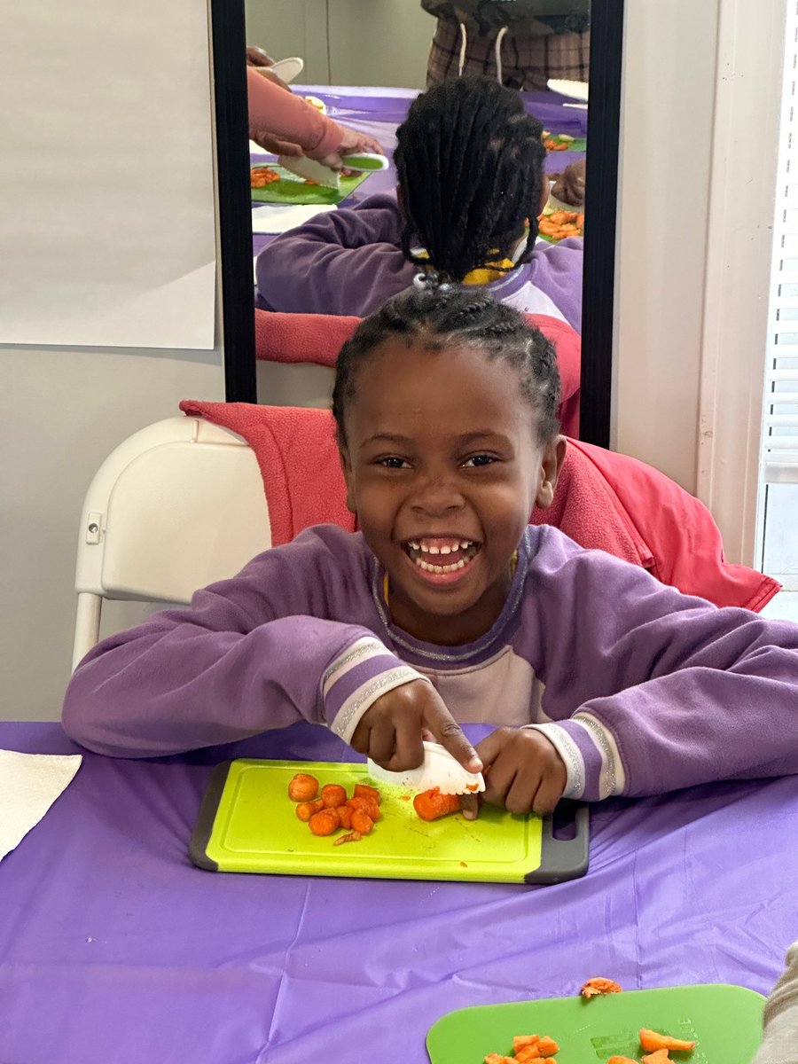 With the school year starting, it's more important than ever to nurture young imaginations, and our Imagination Explorers After-School program is designed to do just that! Learn more:
imagineenglewoodif.org/imaginationexp…