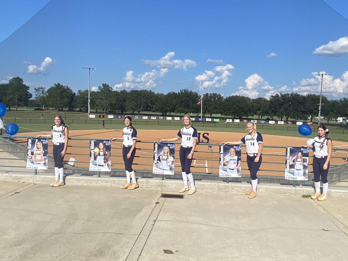 Senior Night for the Softball team 🥎💙 #co24 #seniornight #statesborostrong