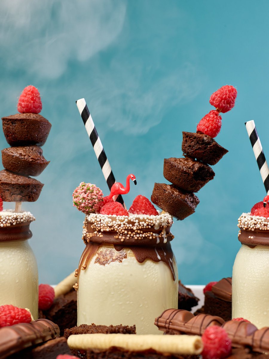 Back off pumpkin spice…Summer isn’t over yet #theperfectserving #nationalchocolatemilkshakeday #milkshakes #restaurantequipment #frozendesserts #foodservice #foodandbeverage #taylor #hennypenny #lightfry #frankecoffee