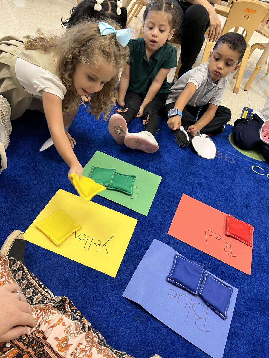 Identify &amp; matching colors during math 🟦🟨🟥🟩