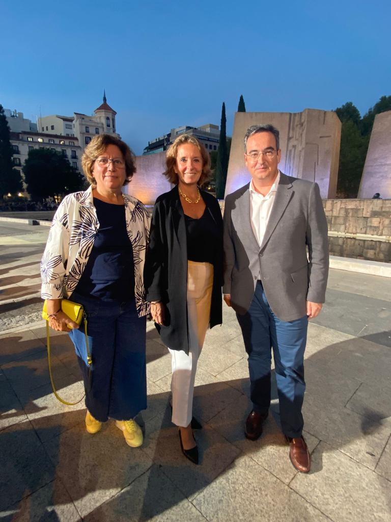 #SalamancaConLaModa #DistritoSalamanca <a href="/MADRID/">Ayuntamiento Madrid</a>
<a href="/MaisonMesa/">Maison Mesa</a> #MercedesFashionWeek