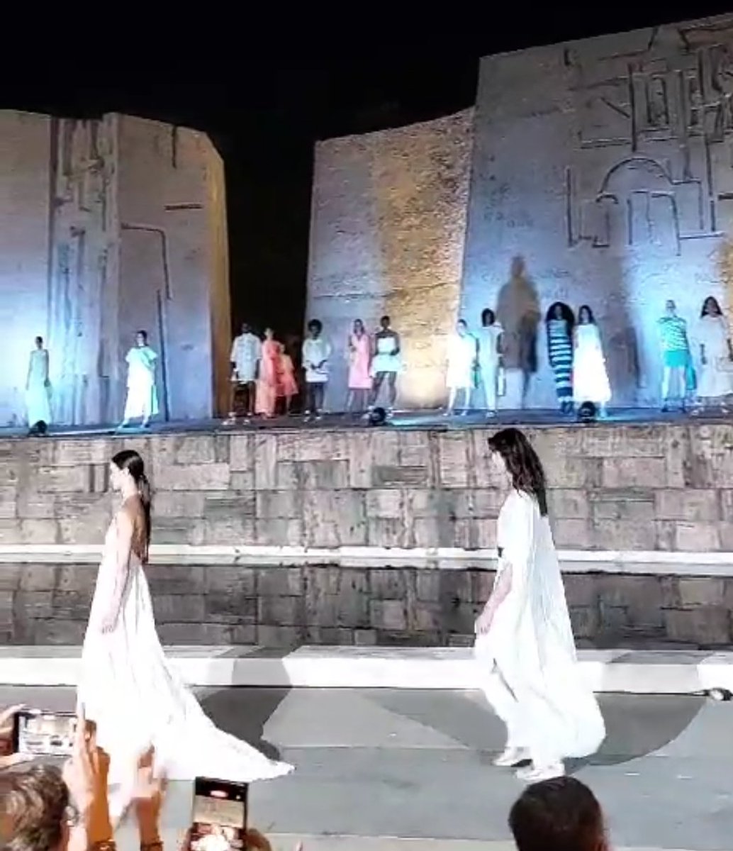 Cayetana Hernandez de la Riva tweet media