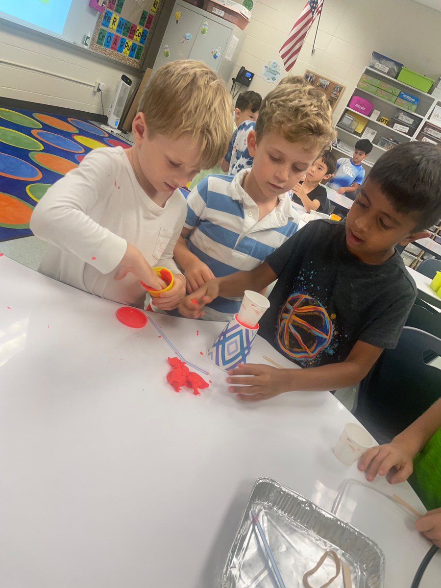 FESsteamlab's tweet photo. First graders had so much fun working on team building activities. They’re looking forward to their first Engineering Design Challenge! https://t.co/kRKb5jyaem