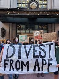 julia_doughty's tweet photo. The Atlanta Police Foundation uses companies fr across the country for funding and services.
Wherever you are, yโall can gather to tell these companies to leave this corrupt network and #StopCopCity. ๐ณ
#CancelTheLease #LandBack #StopKillingUs #gapol #atlpol ๐ฆ https://t.co/4pqvWe2vLJ