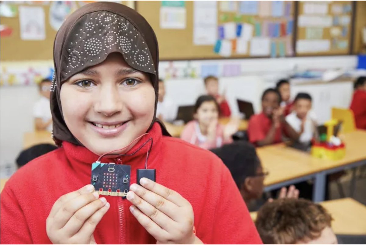 ⚡️BREAKING⚡️ #BBCmicrobit - the next gen will feature in a week-long takeover across CBBC on favourite shows such as Blue Peter & Saturday Mash Up📺! Our campaign with @BBC_Teach & @Nominet aims to inspire UK youngsters to be excited by technology. microbit.org/news/2023-09-1… #coding