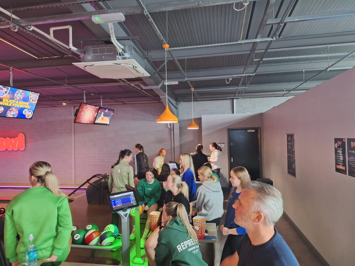 CorkCityFCWomen's tweet photo. An enjoyable evening out for our First Team squad! 🎳

Thanks to all at @AirtasticIre in Little Island for their hospitality 🤝

#CCFC84 https://t.co/s25wVmaVqk
