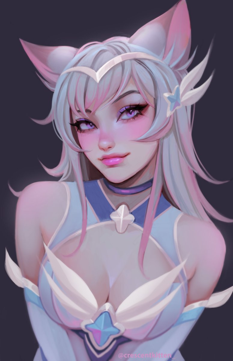 CrescentKitten_'s tweet photo. This mythic chroma 😩

#LeagueOfLegends #Ahri #LeagueOfLegendsFanArt https://t.co/cKQTixzSac