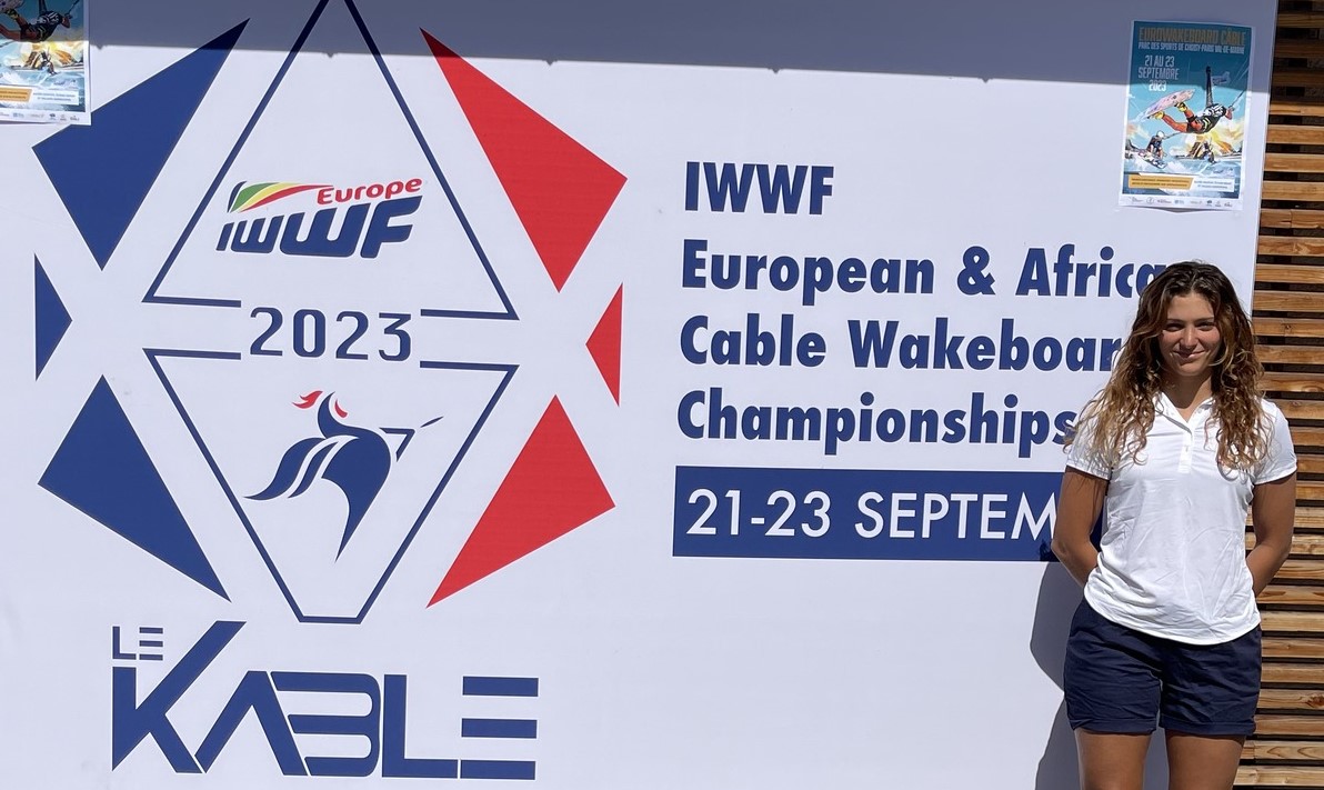 FFSNW's tweet photo. #EuroCableWake J -9
Présentation de Lila SCHILLING sélectionnée en #Wakeboard avec #FranceWakeboard
@FemmesDeSport @actufr94 @sportricolore @lekabletk
@WomenSports_fr @leparisiensport
#AllezlesBleus #FFSNW #PassionGlisse #IWWFEurope #TeamFrance #TerredeJeux2024 #Paris2023 https://t.co/jUQOOpz5Os