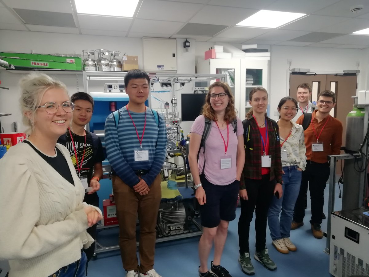 WhittleRowan's tweet photo. Tours of @BAS_News today for attendees of the Palaeontological Association annual meeting #PalAss2023. Delegates got to visit the fossil collections and ice core labs. https://t.co/BdmnXyfuKO