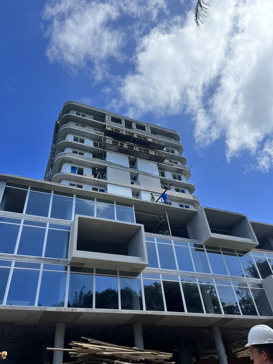 droneevtol's tweet image. A big thank you to @Prosperahn @ProsperaGlobal and of course @NiklasAnzinger and everyone in #prospera for #Contech2023 It’s amazing at what’s being done and the infectious positivity of all the entrepreneurs and supporters is so refreshing. Wonderful ideas and building being…