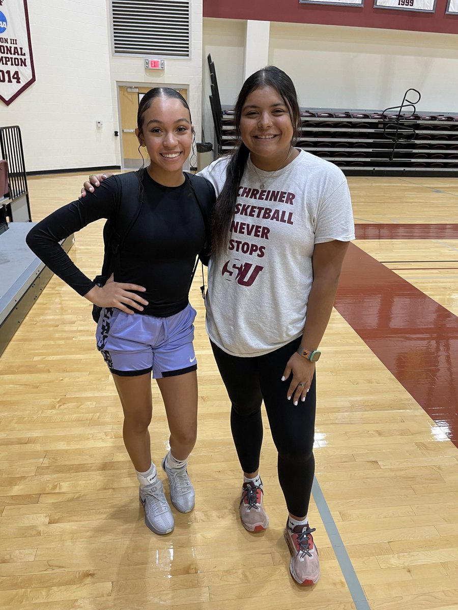 Jasmine Flores tweet media