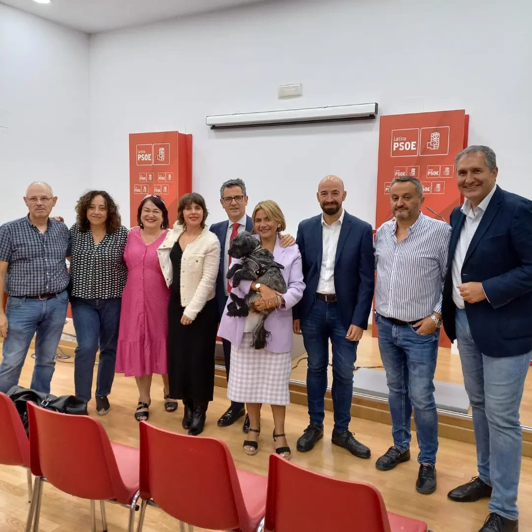 jromeram's tweet photo. Mil gracias a los compañeros del @psoelatina por la confianza para representar el proyecto socialista en el distrito de Latina junto a @pebarrero,  y enhorabuena a mis compañer@s 
@rojo_cherry @Manlio @Purione
 y #MariaEdilma
Comenzamos una etapa ilusionante 💪 https://t.co/jQW4QdSzFW