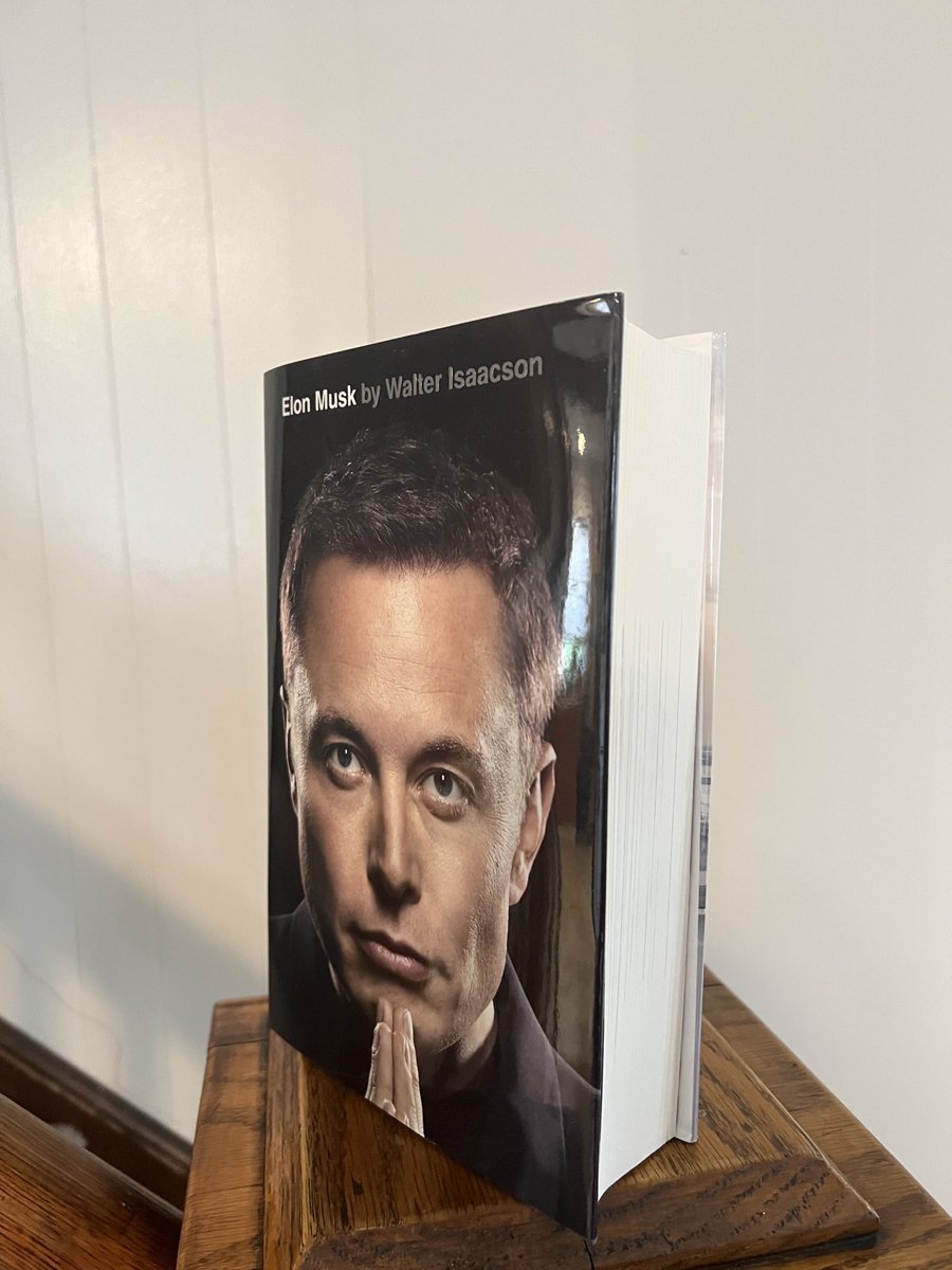 Arrived.!!! This year I completed my Howard Hughes - Gates International Fellowship. And for me, there hasn’t been anyone whose mind follows that of HH than <a href="/elonmusk/">Elon Musk</a>⁩. I suspect this might be as good as, if not the best of the other ⁦⁦<a href="/WalterIsaacson/">Walter Isaacson</a>⁩ books.