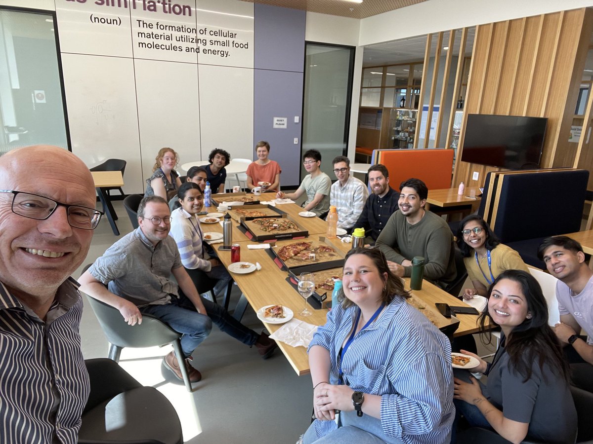 Lab pizza, post lab clean - now that’s a  good deal! 😊