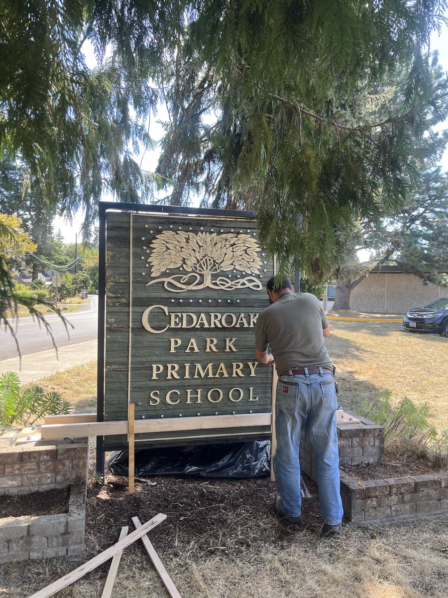 New reader board coming soon! Big thanks goes to our PTA and district operations team for making this happen. Keep an eye open for messages on the reader board coming soon! 🐿️
