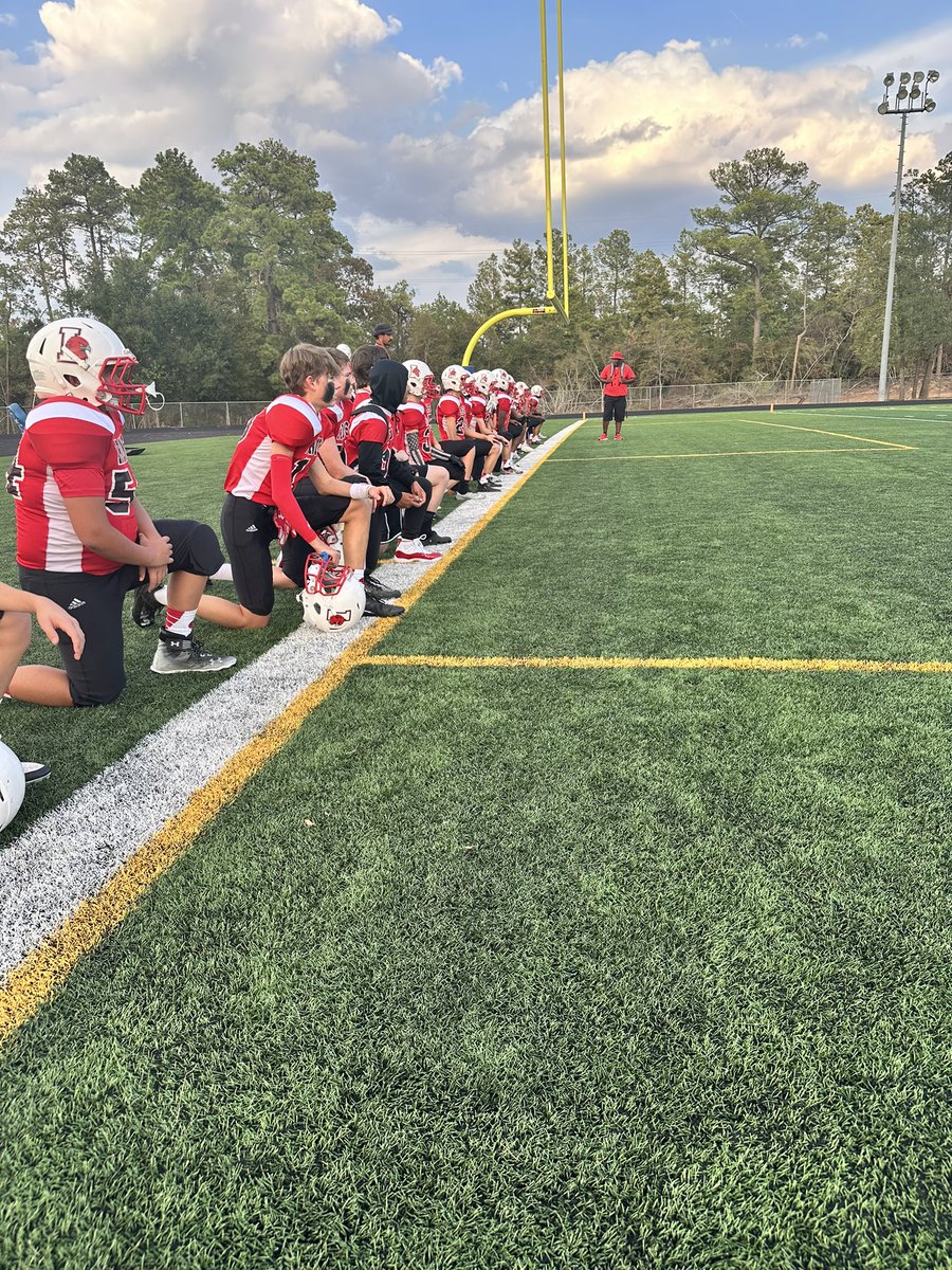 Another night of Hawks football 🏈 #wearehawks