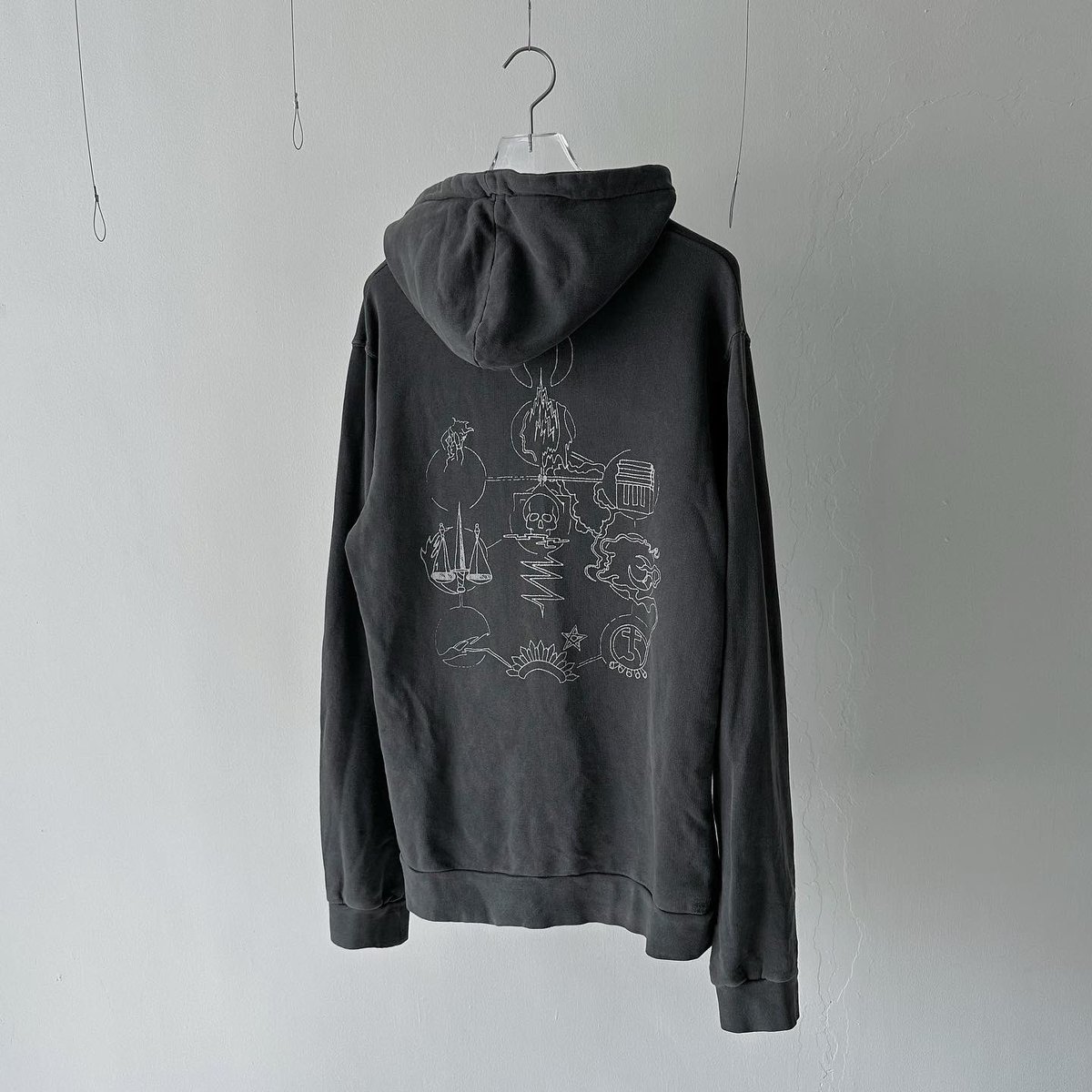 IRUSE second tweet media