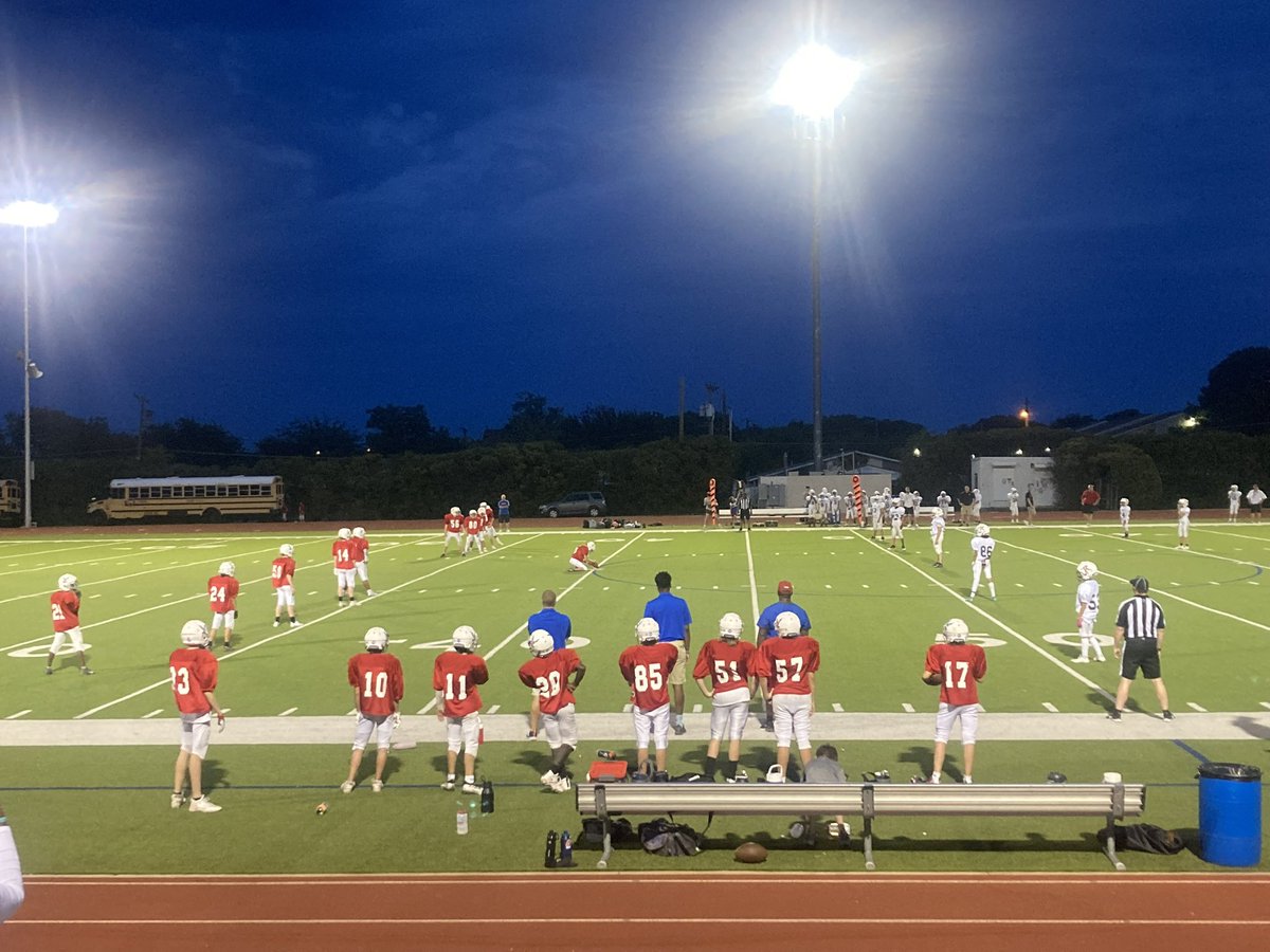 HaggardEagles's tweet photo. 2 GAMES IN 1 DAY!

The Lady Eagles were victorious over Armstrong yesterday! Both 8th grade teams won in 2 sets!

Our 7th grade football boys fought hard against Renner, but unfortunately did not come out on 

It’s always a great day to be an EAGLE!🦅 https://t.co/qGGjAlurRA