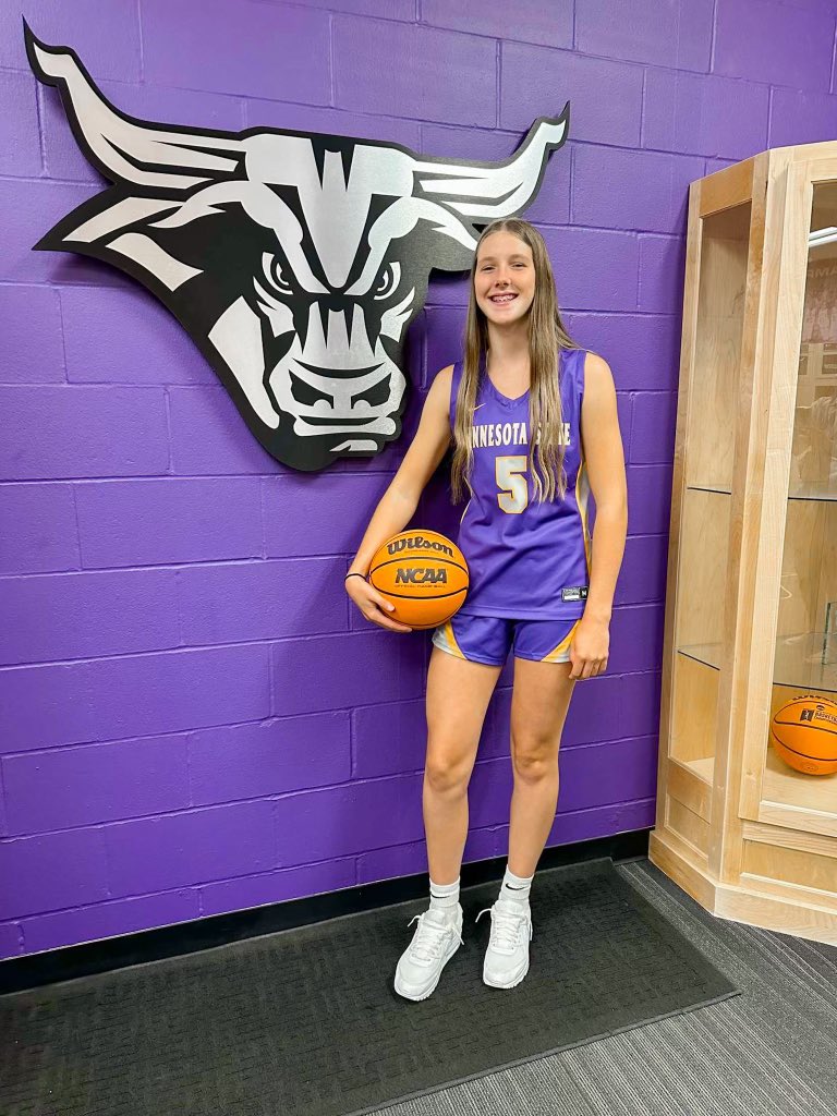 After a great visit, I am super blessed to receive my first offer to play basketball at MSU. Thank you <a href="/Coach_Thiesse/">Emilee Thiesse</a> <a href="/asander40/">Amy Sander</a> <a href="/Mor_greatness13/">JANAY MORTON</a> and all the players for a great day!! <a href="/MinnStWBB/">MSUMavericksWBB</a> #rollmavs