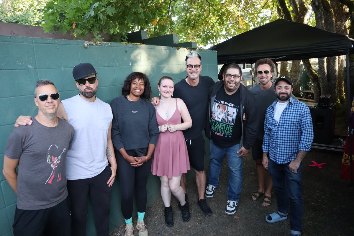 jareyano's tweet photo. Thank you @FitzAndTantrums for a great show in Eugene. We came down from Washington because I was not healthy enough to see you in Seattle last time as I had to recently had my bone marrow transplant. “I Just Want To Shine” was my morning motivation for years of chemo. #fcancer https://t.co/eBnSAe8S2b