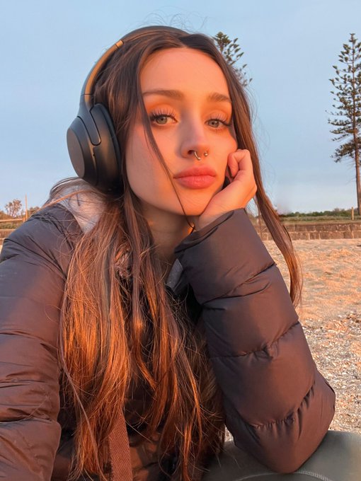 🏝️ https://t.co/LTtV1XjyeF