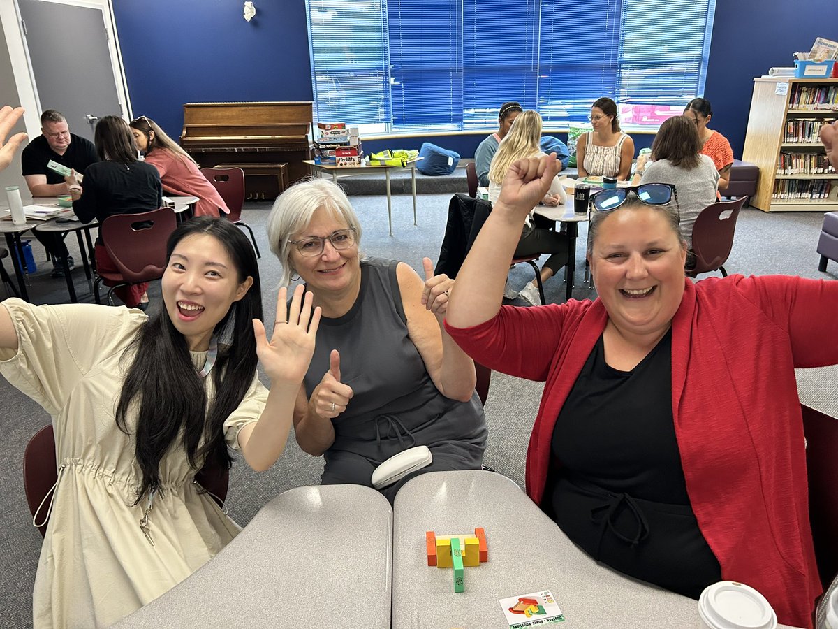 StMonicaOCSB's tweet image. Working on our school wide global competency of collaboration at today’s staff meeting through some friendly games of Maker @JENGA! #PurposefulPlay #MONmoments #ocsbDeepLearning