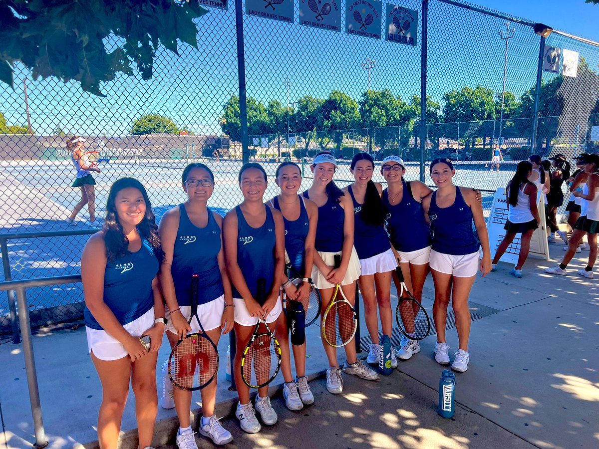 Girls Tennis underway!!