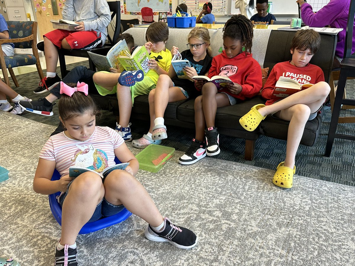 Love having our noses in a good book! 📖💛 #readersareleaders