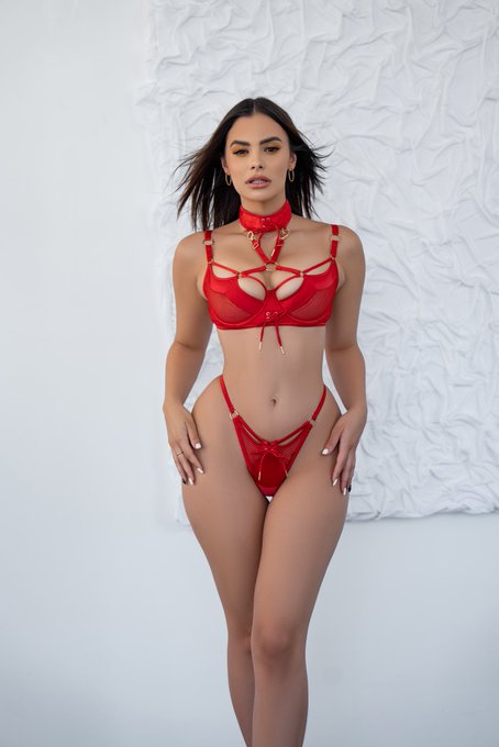 Would you fuck me raw? 🥰 https://t.co/w0uhQHEqbm