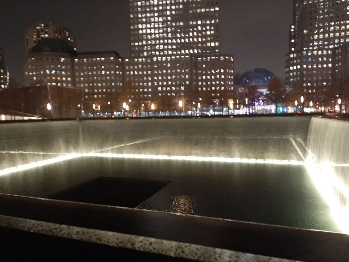 #NYC #USA 🇺🇲 Ground Zero Memorial 🇺🇲 11/9 🌷 RIP 🌷 view by @parisalwayswalk 🗼 2023 Remember🇺🇲