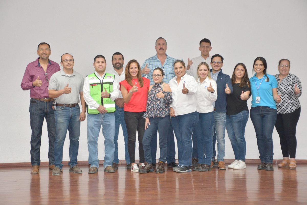 UTnortecoahuila's tweet photo. Un gran equipo de trabajo de @cbrands nos visitó previamente al evento "Constellation Brands en tu escuela" que se realizará el 13 de septiembre. Habrá Conferencias, Talleres y un Rally enfocado al Desarrollo Personal, participarán alumnos, maestros y personal de la empresa. https://t.co/8shLeL5LXg