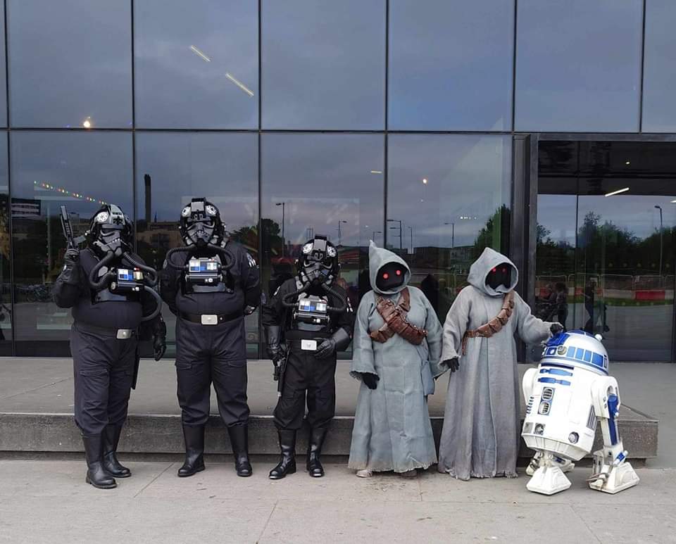 Jolly Roger Squadron (@jrs501st) on Twitter photo Lord Vader left the Pilots of <a href="/501st_ISS/">Imperial Scottish Garrison</a> in charge of keeping the jawas in check and on their best behavior.
They were happy to report no droids were stolen and they completed the task successfully!
#JRS #BadGuysDoingGood #TIEPilot #JRS501st Lord Vader left the Pilots of <a href="/501st_ISS/">Imperial Scottish Garrison</a> in charge of keeping the jawas in check and on their best behavior.
They were happy to report no droids were stolen and they completed the task successfully!
#JRS #BadGuysDoingGood #TIEPilot #JRS501st