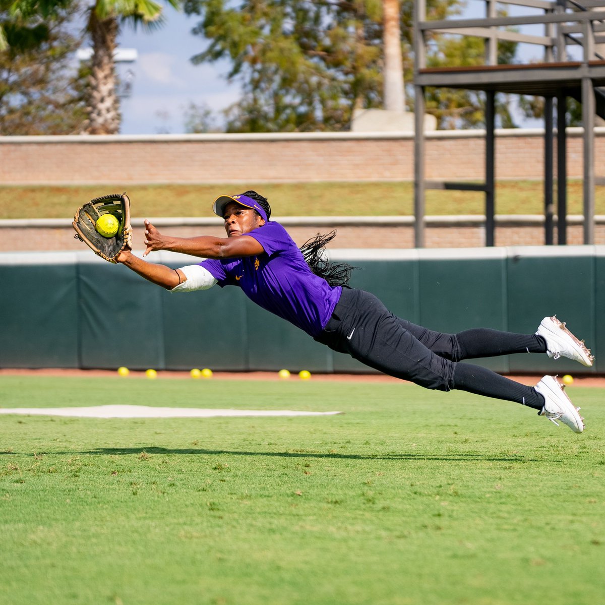 Outfield U 🎓
#GeauxTigers