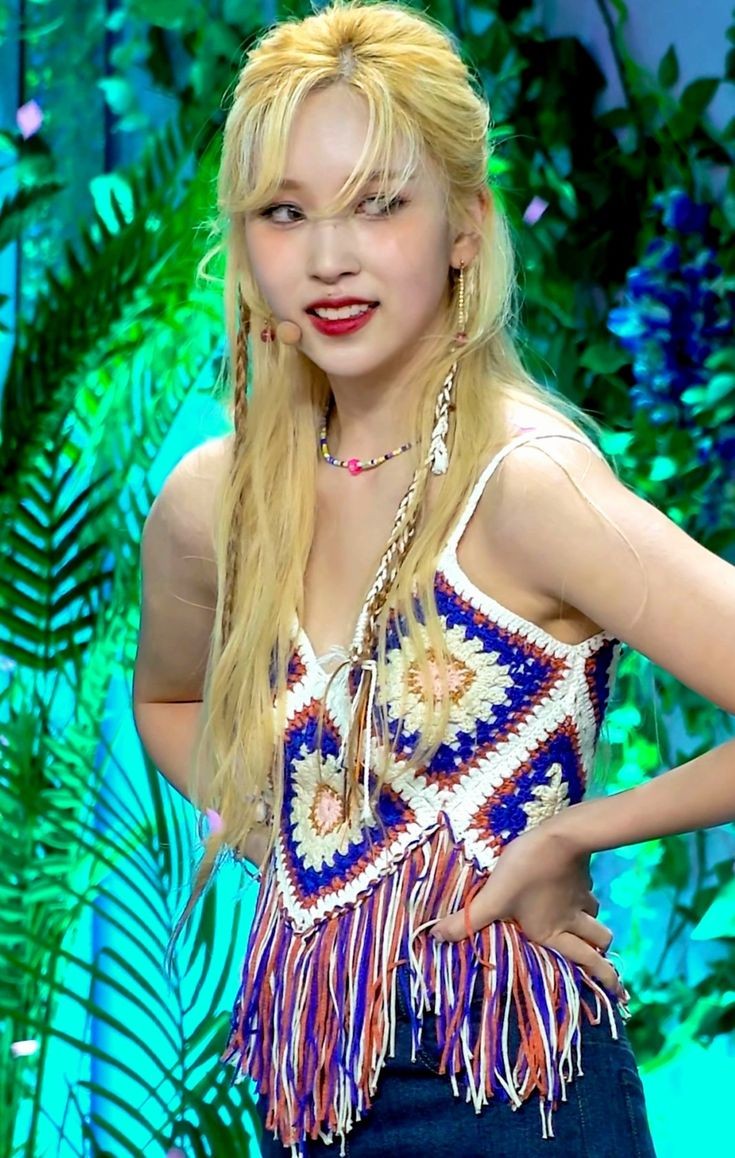 tggkcollector's tweet photo. gente, vocês comprariam roupas estilo dos idols em crochet?
É para o meu TCC
Exemplos: https://t.co/dR2WTur2sO
