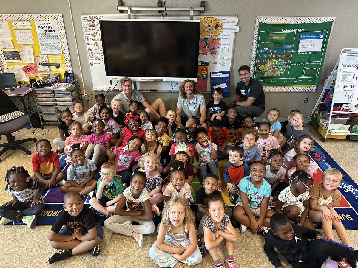 Lincoln Elementary tweet media