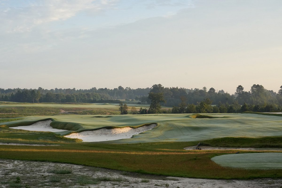 bschneider126's tweet image. On the eve of its debut, a HUGE thanks to @bcwatso3 @JohnLavelle2015 @Steve1968 @TurfManTrav and the rest of the fantastic crew at Old Barnwell!