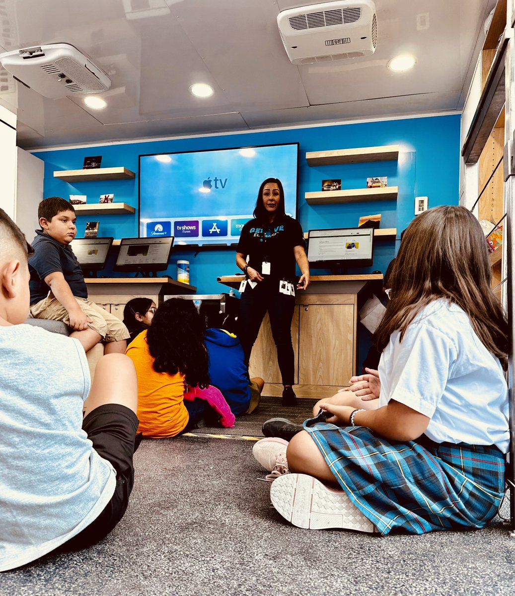 Spent yesterday afternoon with the kids of the Boys & Girls Club El Paso educating on digital safety.  Such an inspiring group.  They’re getting ready to take on the world! #BoysAndGirlsClub #DigitalDivide #LifeAtATT