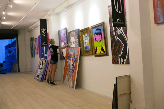 Professionals around the world use Gallery System because we offer an efficient, cost-effective way to create better displays. 

gallerysystem.com/professional-p…