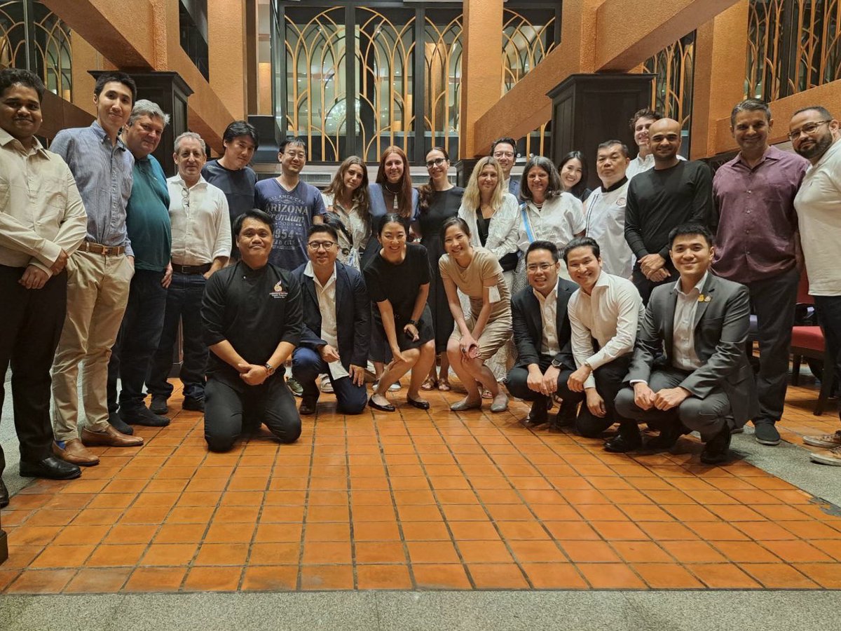 KunakornAt's tweet photo. A big shoutout to the Federation of Thai Chefs and iron chef contestant for providing this exquisite 6 courses welcome dinner for our mission. #endstroke #gravitymission #khaosoi #mangostickyrice https://t.co/mpjyX4JbZp