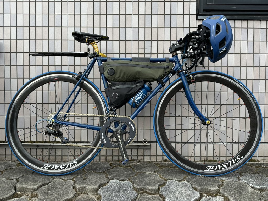 __wH__'s tweet photo. 2023 BIWAICHI 機材情報
【パナモリ(クロモリ】
Naked weight : 8.54kg
Gross weight : 9.33kg(Tool Bottle not included) https://t.co/N0IsekzNRf