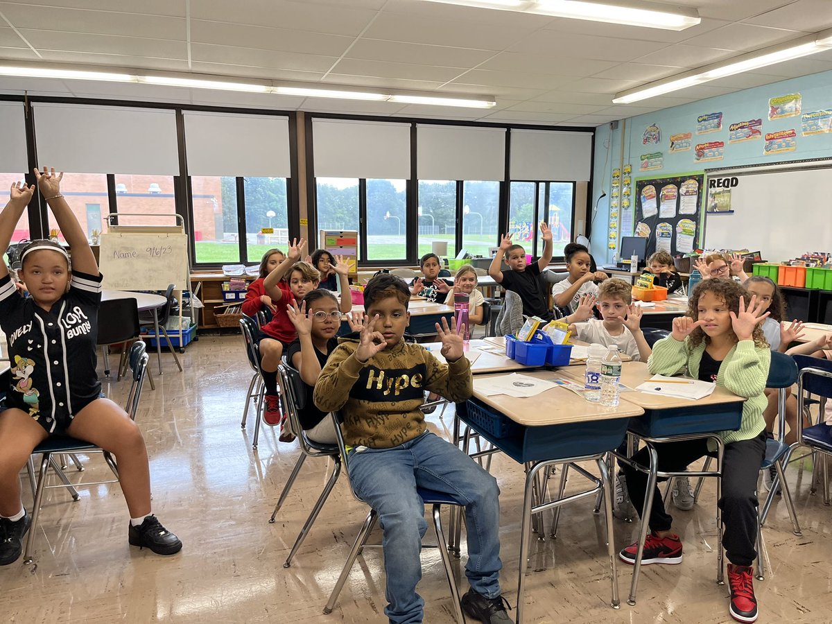 Ruby Sneakers tweet media