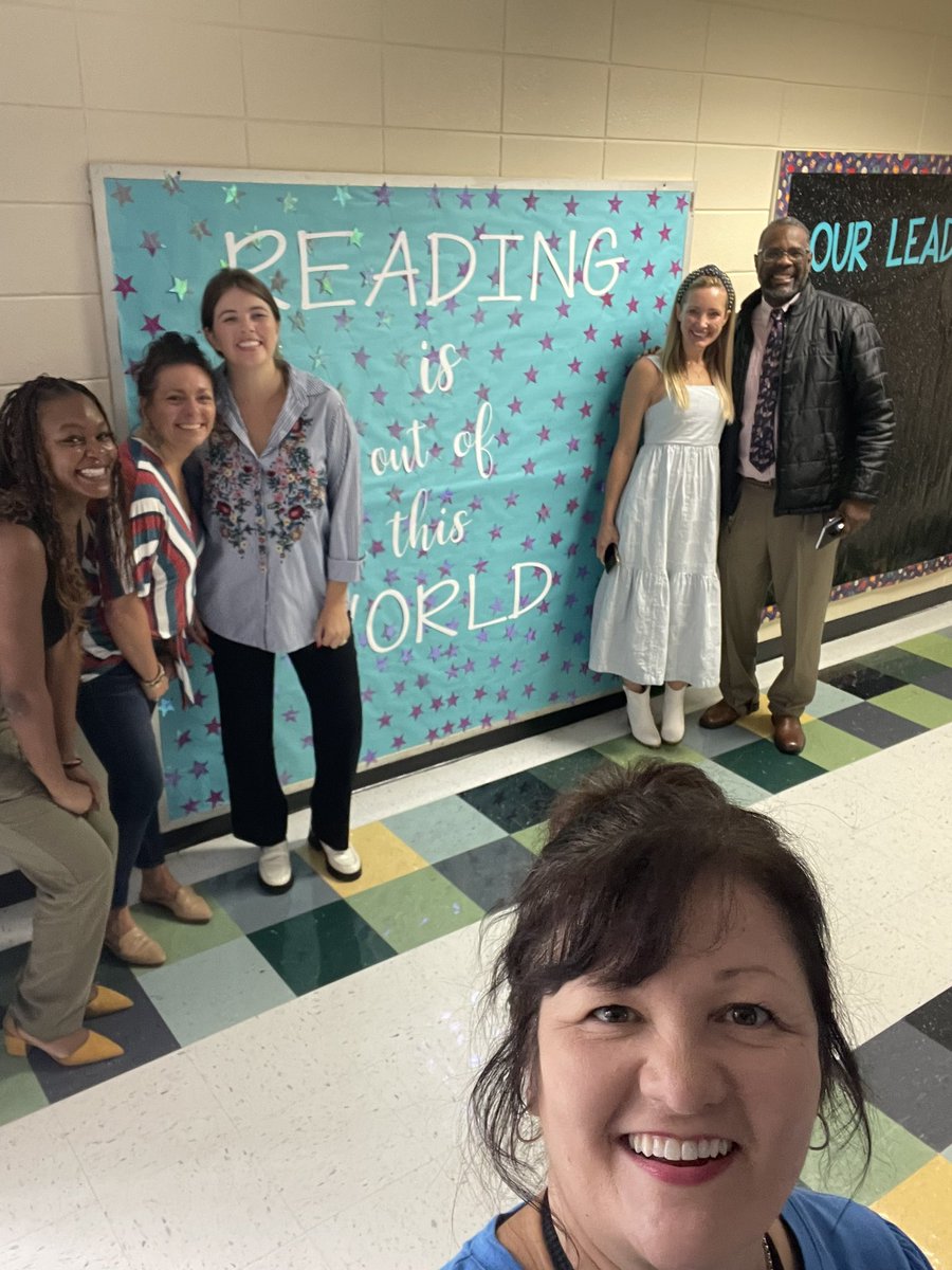 So exciting to have <a href="/MsReidReads/">Jess Reid Sliwerski</a> and her team from <a href="/ignite_reading/">Ignite Reading</a> come in person to <a href="/mcdermottlrsd/">McDermott Elementary</a> today! We are working together toward a common goal: grade level reading for all!! <a href="/DrJermallWright/">Jermall Wright</a> <a href="/AmyBCoop1/">Amy B. Cooper</a> <a href="/ChristyKarmelD1/">Christy MiChelle</a>